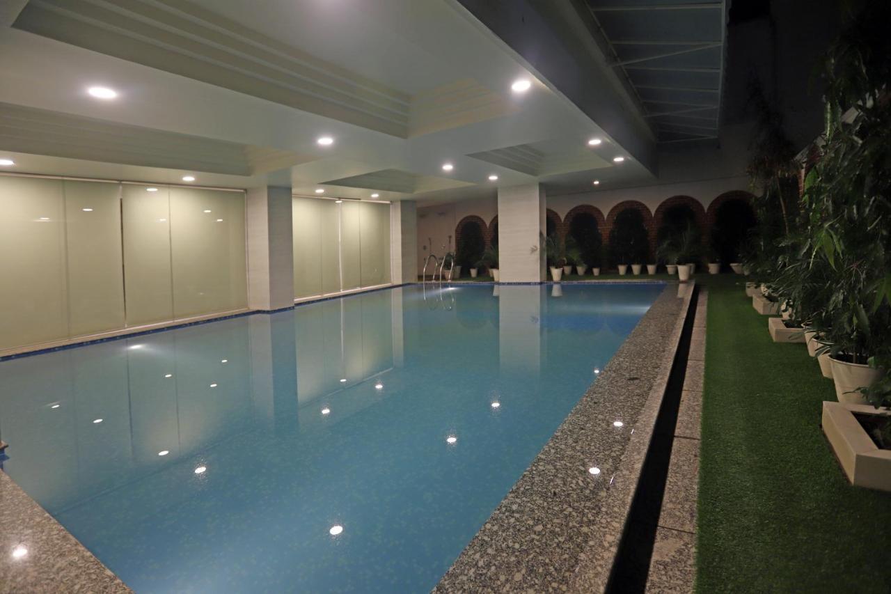 Cygnett Lite Grand, Jaipur Hotell Exteriör bild